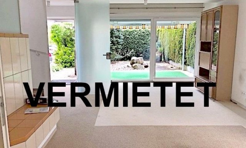 VERMIETET i. 2020 - kl. DHH, 3-Zimmer, EBK, Kunst, Terrasse, Steingarten, Springbrunnen