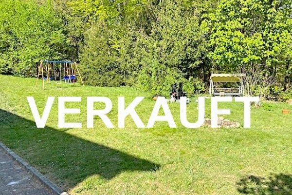 VERKAUFT i. 2020 - 3-Zi-ETW, kleine WE, Gemeinschaftsrasenfläche, Wald angrenzend, überdachter Südbalkon, Gemeinschafts-Hobbyraum, Trockenraum, Kfz-Stellplatz