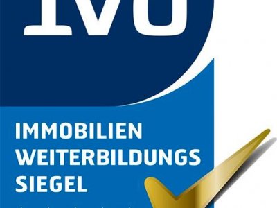 VERKAUFT - Schwarzwald-19FamH., neuwertig, unverschiedliche Grössen, Top renov., Lift, herrliches sonnige Lage, ca. 900 m² Wohnfl.- u. Nutzfl., Dachterr., Kachelofen, EBK