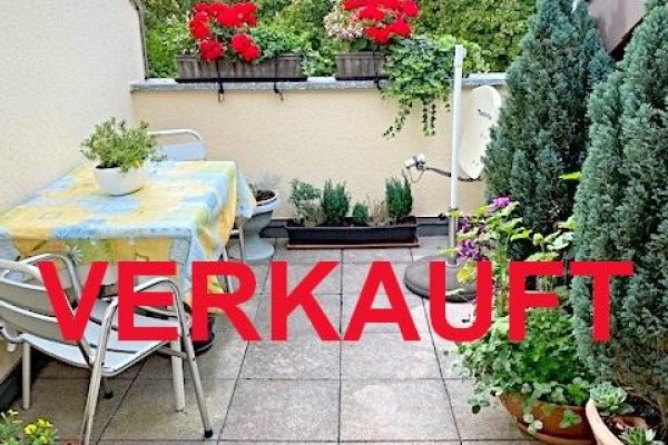 VERKAUFT i. 2021 - ruhig gelegene, gepflegte, gemütliche 2 1/2-Zi-ETW, kl. Wohneinheit, Dachterrasse, EBK, in unmittelbarer Nähe Einkauf, fussläuftig Bhf