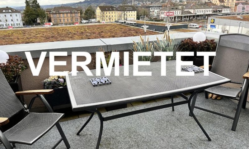 VERMIETET i. 2022 - Oberste Etage, 5 1/2-Zimmer-Whg., Süddachterrasse, EBK, Lift, Garage