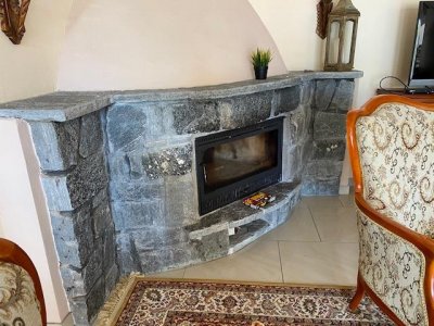 Nutzen Sie die Chance eine ehemalige Pension in einem malerischen Schwarzwald-Luftkurort zu erwerben, auf einer Gesamtfläche von ca. 2.700 m², mit einem bereits entwickelten Konzept für App´s bietet das Objekt zahlreiche Möglichkeiten zur Wiederbelebung