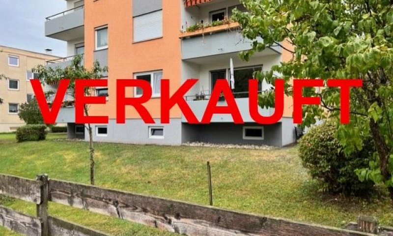 VERKAUFT i. 2023 - idealer Altersitz: 2-Zi-ETW in ruhiger Lage, fussläuftig zum Einkauf, Nähe Schwimmbad, Parkanlage, grosser überdachter Sonnenbalkon, Fassade frisch renoviert