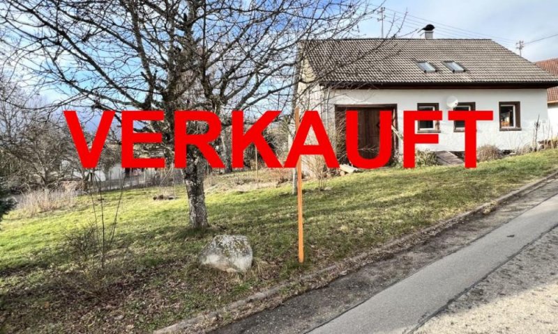 VERKAUFT i. 2024 - Oberhalb Nebelgrenze, beliebte ruhige Lage, B500 Nähe, ält. kl. Wohnhaus, Tenne, ca. 1.000 m², Schwedenofen, Elektrik erneuert