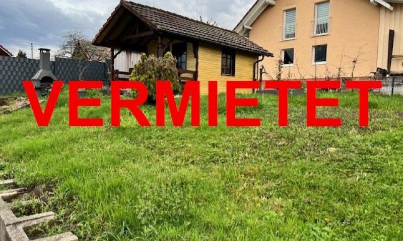 VERMIETET i. 2024 - 3-Zi-UG-Whg, ca. 104 m² Wohnfl., Tageslichtfenster, EBK, kleines Duschbad, hohe Deckenhöhe, neue Vinylböden, Gartenanteil, Garagenhaus