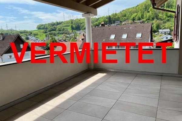 VERMIETET i. 2024 - Komfort 4 1/2-Zi-Whg, Lift, ca. 114 m² Wohnfl., Küche - EBK, grosser überdachter Balkon, Komfort-Bad
