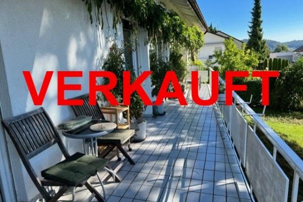 VERKAUFT i. 2024 - Charmantes Architektenhaus, Generationenhaus, Wohnen und Arbeiten, Alpenblick, Rheinblick, Parkett, Kamin (Heizkassette), Kachelofen, 2 Garagen