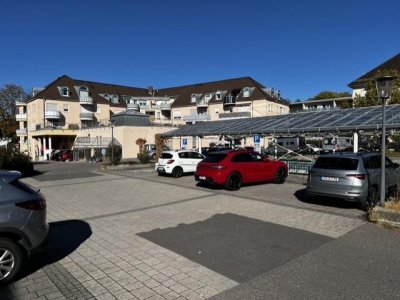 Zentrale Lage in Müllheim, Laden-/Gewerbetage, ca. 1.271 m² Nutzfl. 21 Stpl., 7 Tiefgaragenplätze, Rampe, Lastenlift, UG: Kühlraum