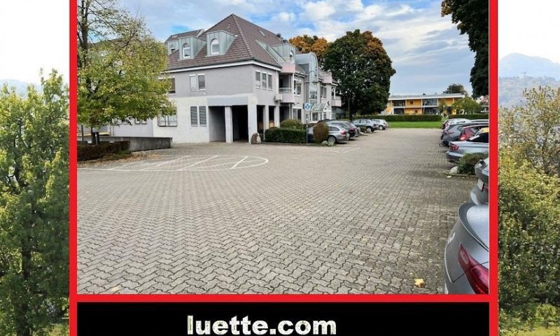 Gelegenheit: Unmittelbar am Schweizer Zoll gelegene Gewerbe-Ladenetage, ca. 650 m² Nutzfl., 25 Stpl., WC-Anlage, Büro, Rampe für Anlieferung, Lager