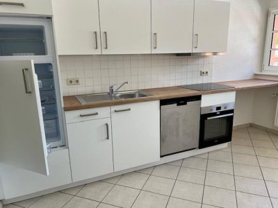 Willkommen in Ihrer neuen Traumwohnung 4-Zi-ETW am Kurpark, Dom, fussläufig ins Zentrum, vollständig renoviert, EBK / Türen / Holzpellet-Heizung erneuert, traumhafte Aussicht auf Park