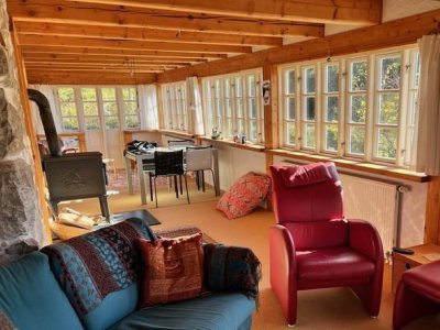 Hochwertig saniertes ehemaliges Schwesternhaus, charmante Wohlfühloase, Dachsberg, Klosterweiher, sonnig, nebelfrei, Wohnen in gesundem Klima, ca. 160 m² Wohnfl., 2 Bäder, Ost- und Südgartenfreisitz 