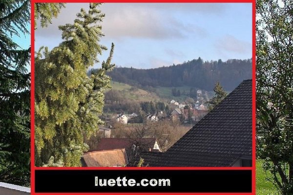 Seniorengerechter sep. ebenerdig zugänglicher, mod. Bungalow, 3 Zimmer, ca. 88 m² Wohnfl., exkl. EBK, Essbar, Vorgartenfreisitz, Naturzaun