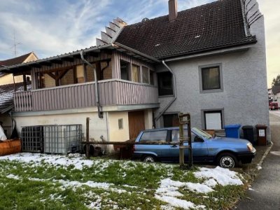 Ält. Haus m. Treppenlift, charmantem Garten, Wintergarten, Werkstatt, 5 Zi., 2 Garagen, ideal für Heimwerker u. Grenzgänger, Zollübergang + 