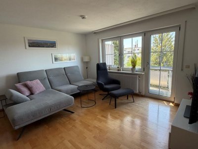 Attraktive, ruhig gelegene 3-Zi-ETW Waldshut, fussläufig 3 Min. zur Kaiserstraße, Sonnenbalkon, Parkett, kleine WE, eig. Heizung, 3fach-Verglasung, nur 6 Einheiten, Einzelgarage