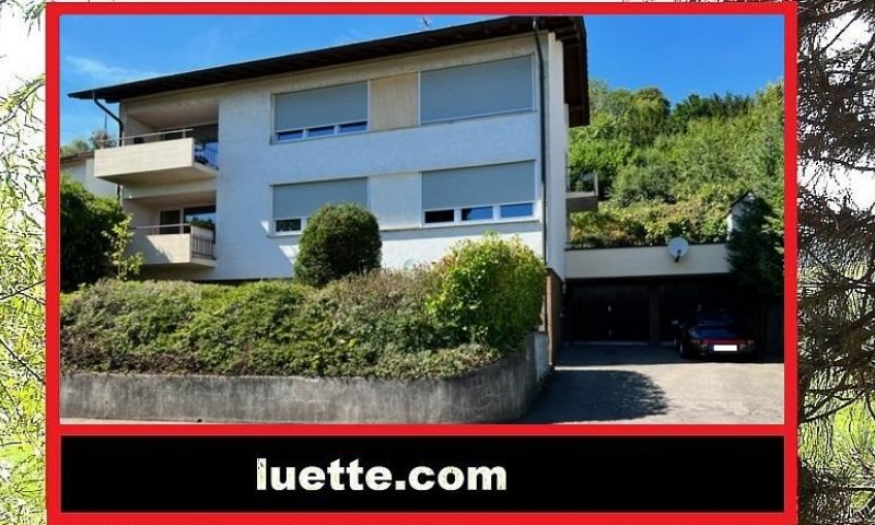 3-Zi-Whg, ca. 94 m² Wohnfl., Rheinblick, gr. Sonnenterrasse und Balkon, Gartenspielbereich, EBK, in kl. 2FamH, Nähe Schule, Bushaltestelle, fussläufig ca. 5 Min. in Stadtzentrum, Garage auf Wunsch