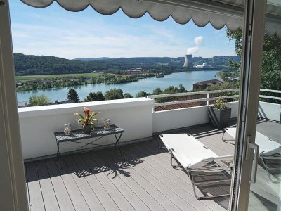 Attrakt. Haus i. Haus, 4 ½ Zimmer, in terrassenhausform, Rhein- / Alpenblick, ca. 140 m² Wohnfl., Waldshut bevorz. Lage, Nähe Schule, Bushaltestelle, fussläufig zur Kaiserstraße, Zentrum